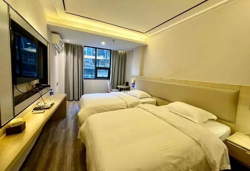 Hotelli Guilin Tree