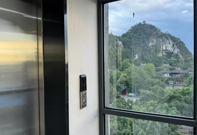 Hotelli Guilin Tree