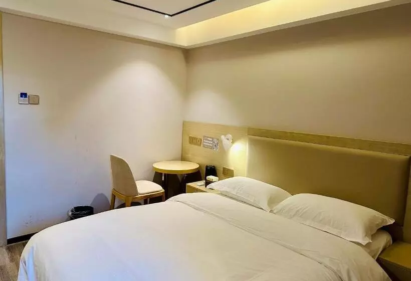 Hotelli Guilin Tree