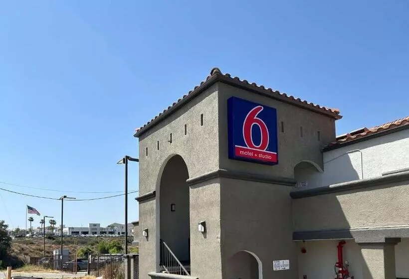 Motel 6 Lake Elsinore, Ca