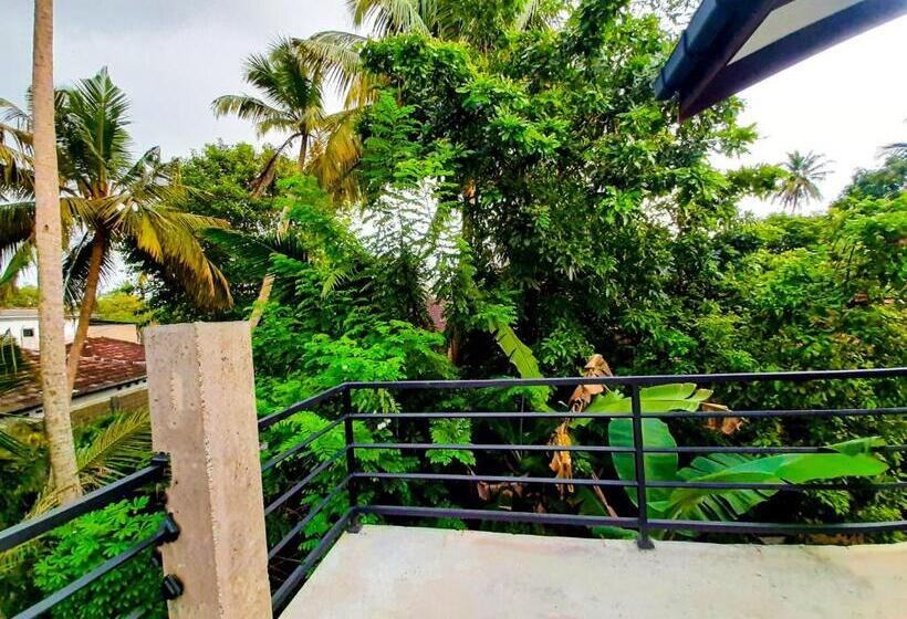 Pensione The Beau Beach Weligama