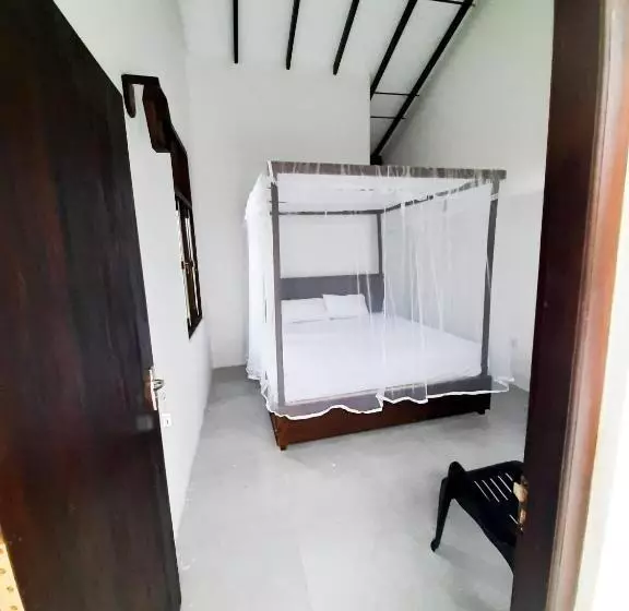 Majatalo The Beau Beach Weligama
