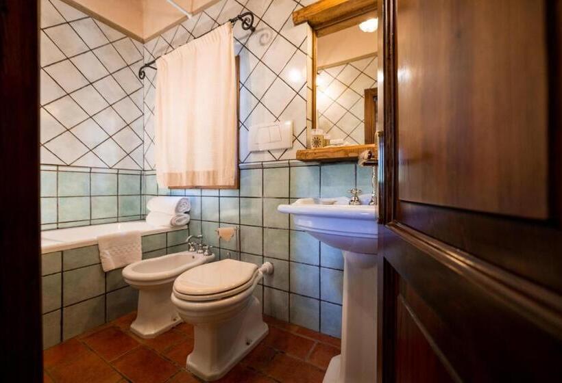 هتل Agriturismo Parco Fiorito