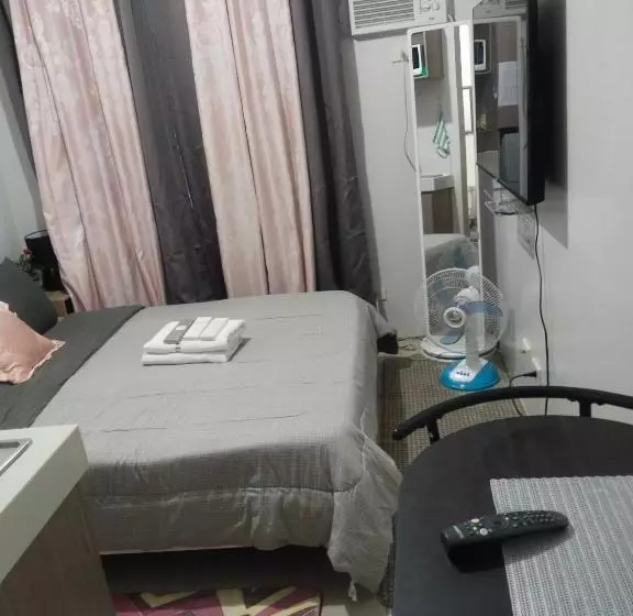 Kapselihotelli Nice Condotel