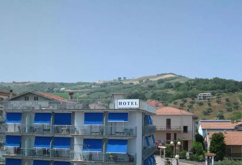 Hotelli Mare Blu Resort