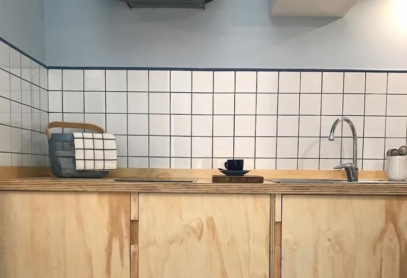 تختخواب و صبحانه Il Grande Blu