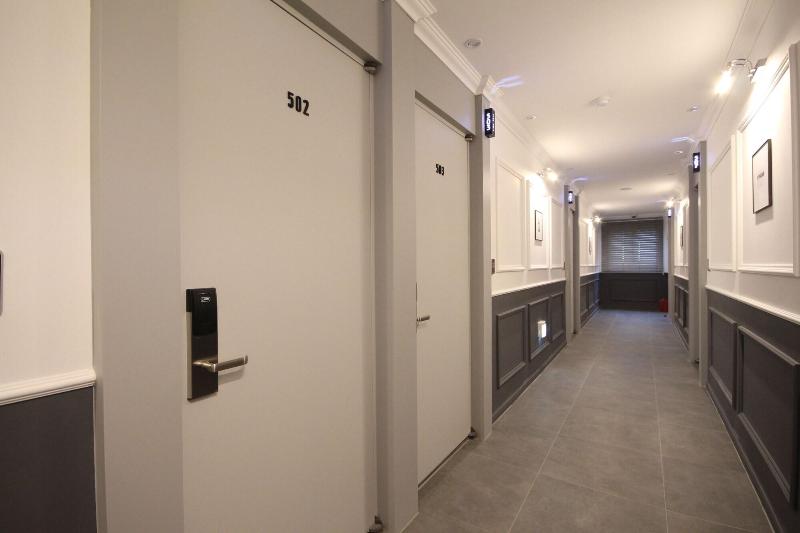 Brown Dot Hotel Jinhae