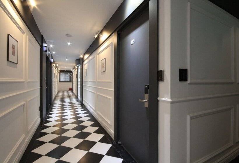 Brown Dot Hotel Jinhae