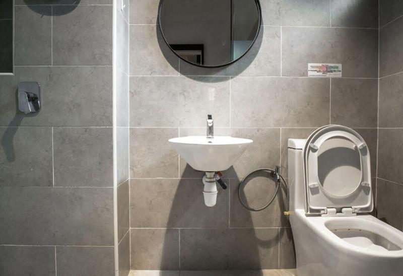 Hotel Cube 8 Teen By The Platform