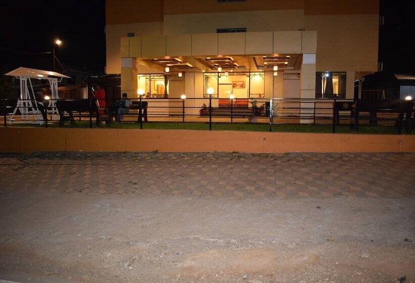 酒店 Kansar Palace