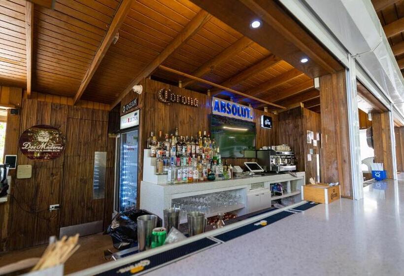 هتل Marina De Salinas