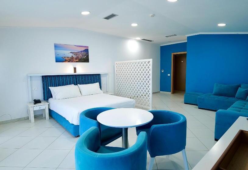 酒店 Monaco & Garden