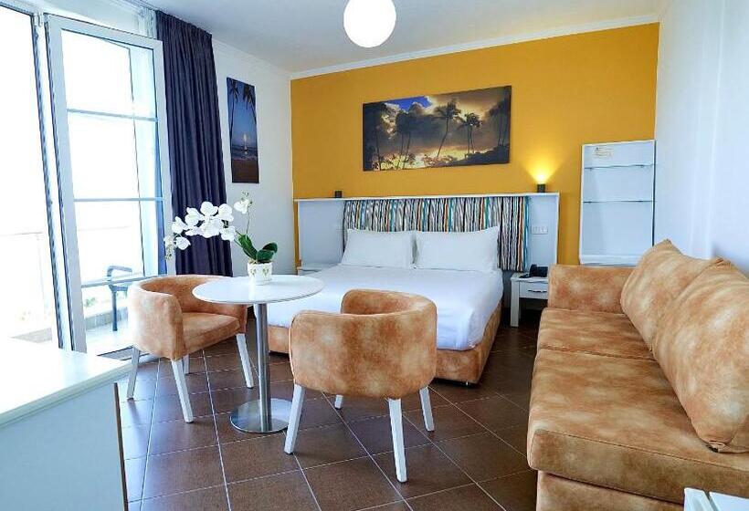 酒店 Monaco & Garden