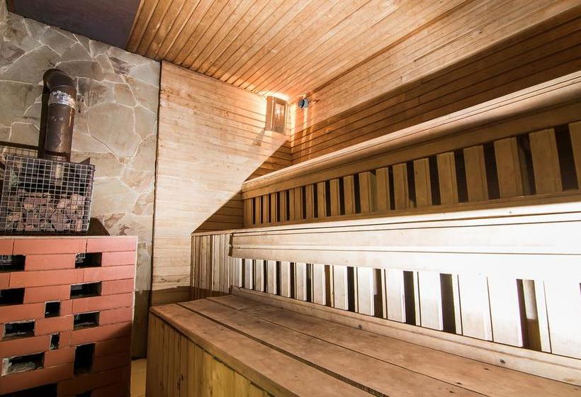 فندق Pid Khomiakom