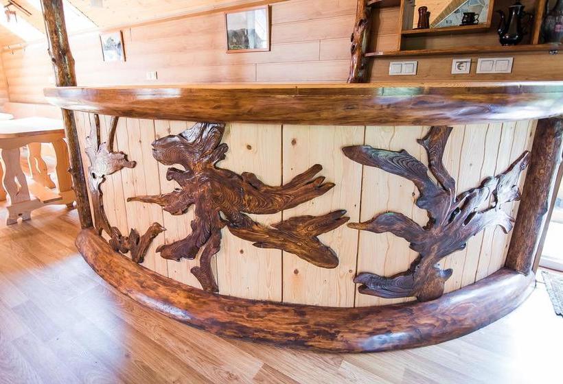 فندق Pid Khomiakom