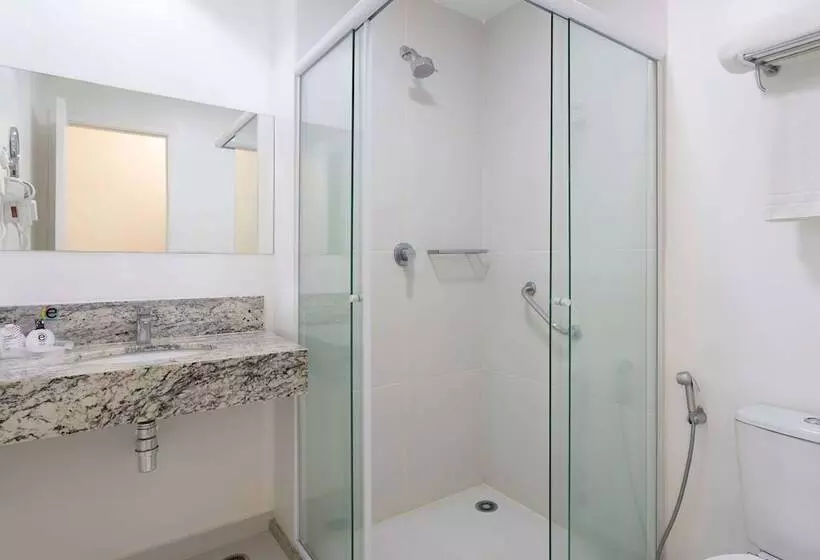ホテル Ramada Encore By Wyndham Sao Paulo Osasco