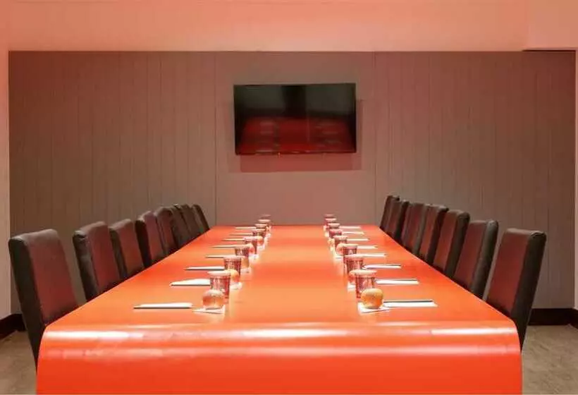 ホテル Ramada Encore By Wyndham Sao Paulo Osasco