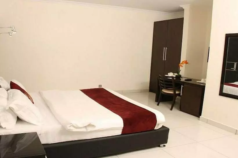هتل Villa Picasso