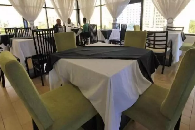 هتل Villa Picasso