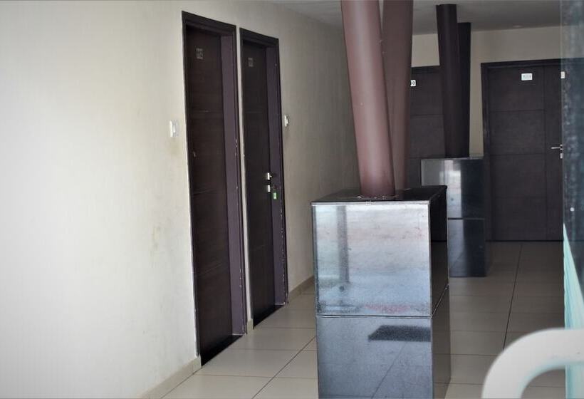 Отель White Feather Toran Resort