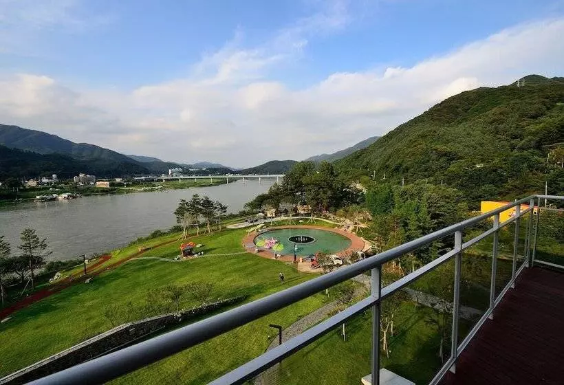Midas Hotel & Resort