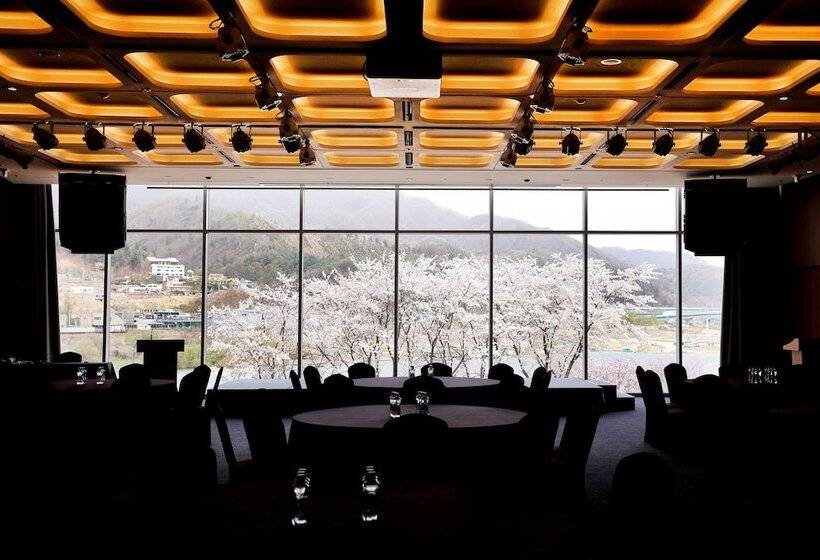 Midas Hotel & Resort