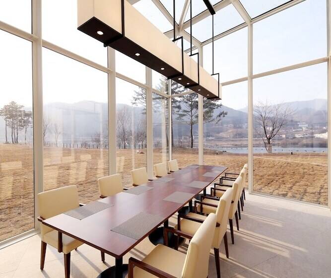 Midas Hotel & Resort