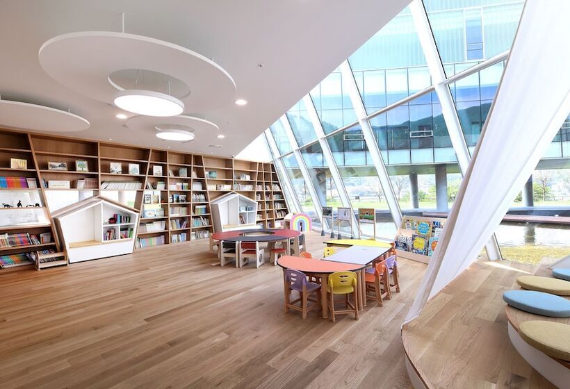 Midas Hotel & Resort