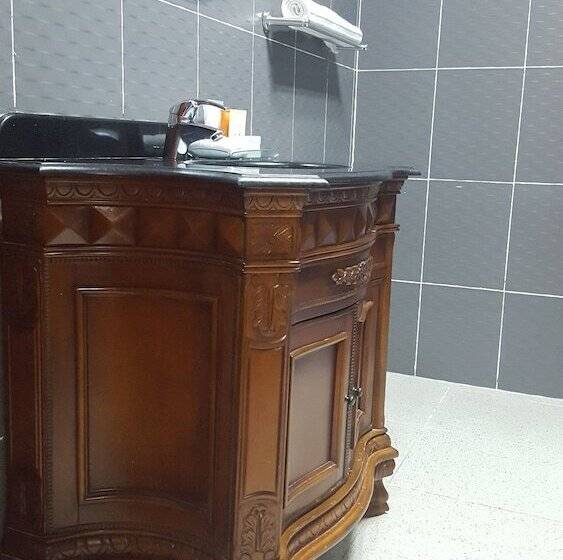 Phoenicia Hotel & Casino