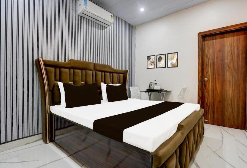 Otel Oyo Athiti Palace