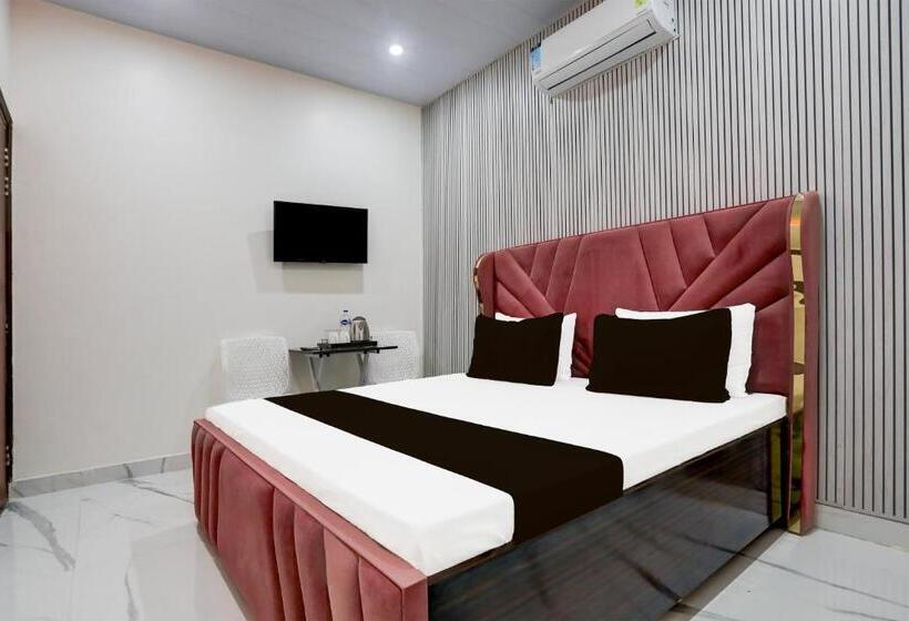 Otel Oyo Athiti Palace