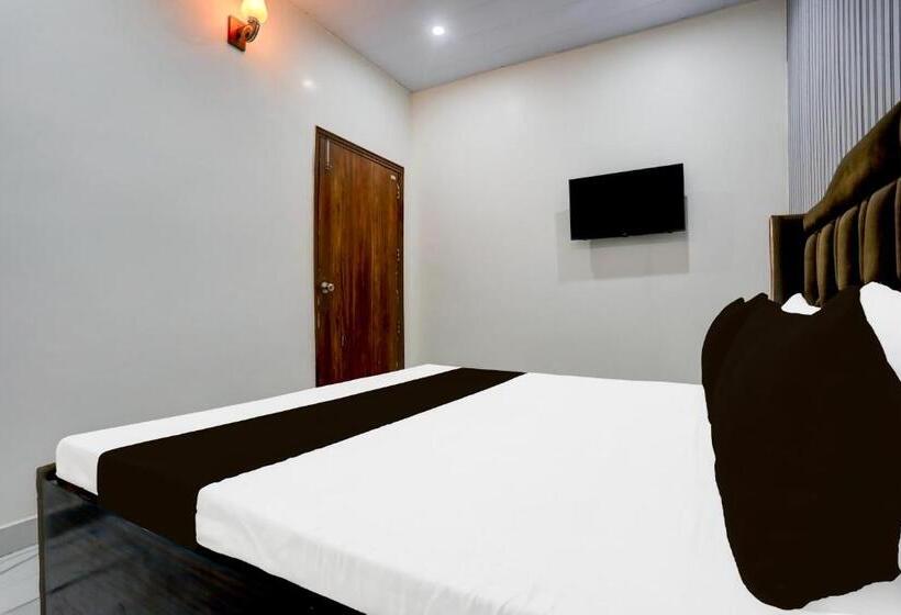 Otel Oyo Athiti Palace