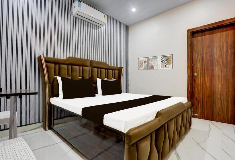 Otel Oyo Athiti Palace