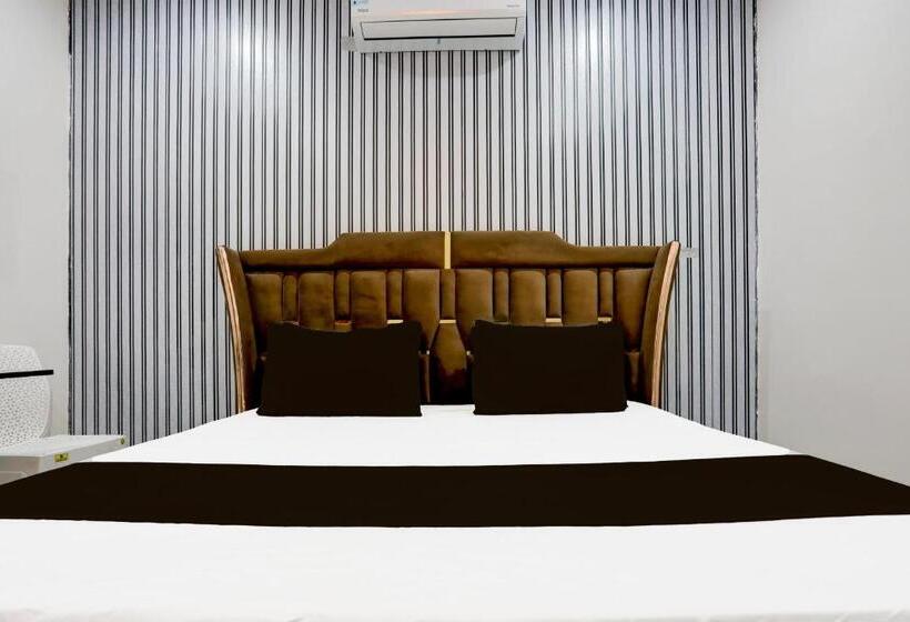 Otel Oyo Athiti Palace