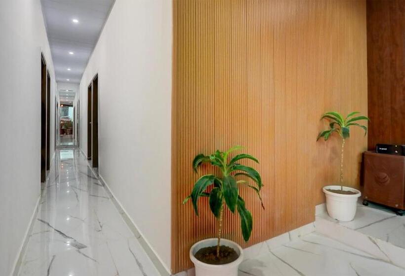 Otel Oyo Athiti Palace