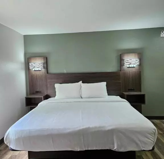 ホテル Quality Inn & Suites Columbia Harbison