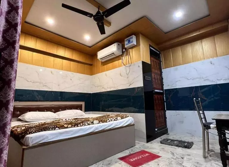 ホテル Raghunandain Inn Near Shree Ram Janmbhumi Ayodhya