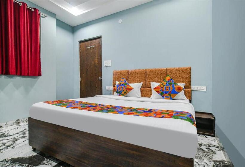 בית מלון כפרי Fabexpress Blessing Palace