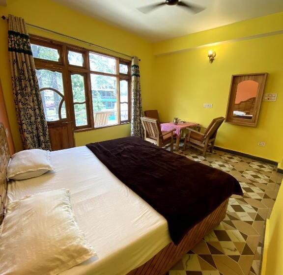 Bhoj Hotel X One Light Stays