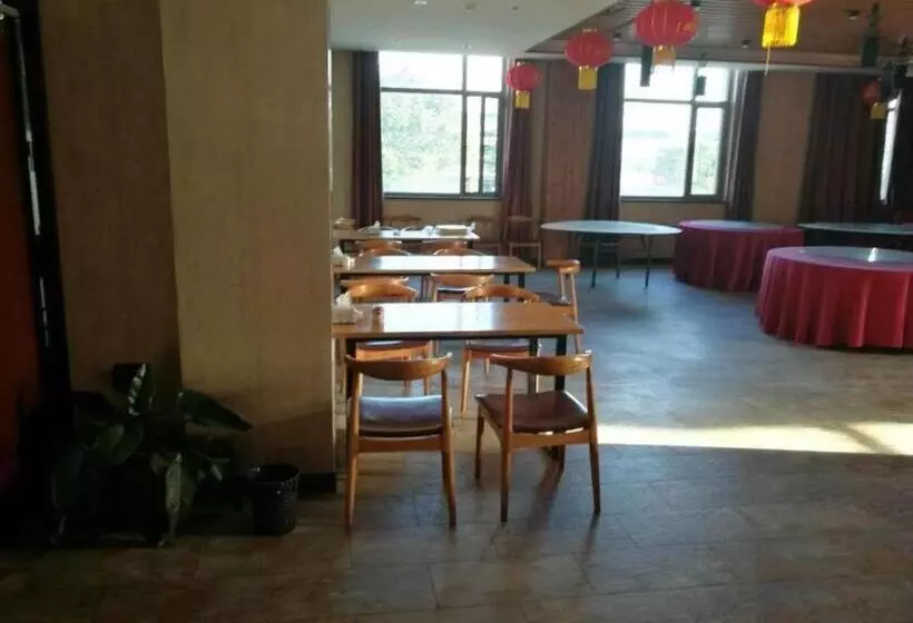 ホテル 7 Days Inn Weifang Linqu Yishan Road