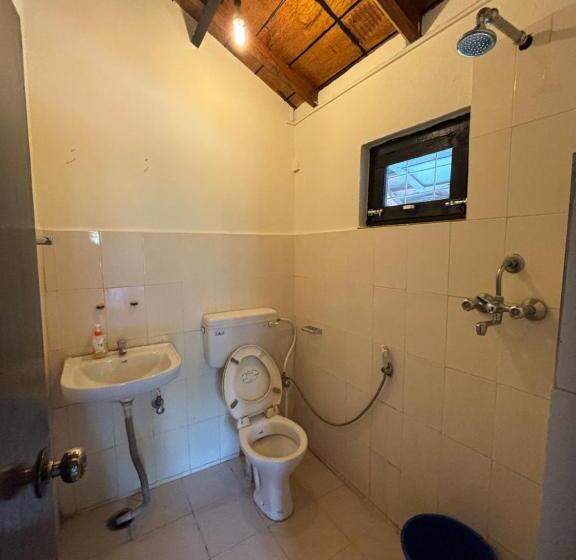 هتل Tibetan Cottage