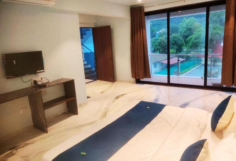 בית מלון כפרי Misty Blues Villas & Resort