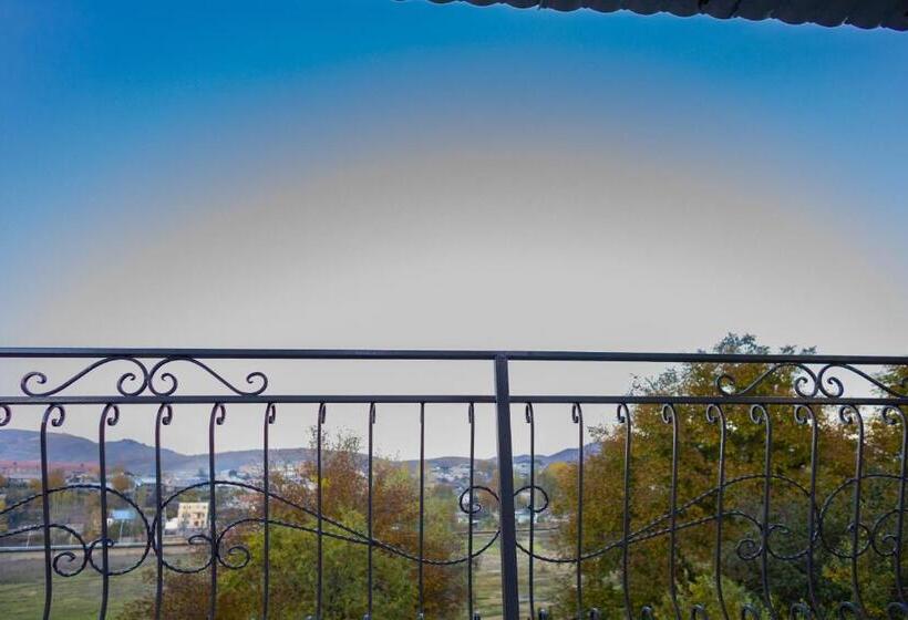 پانسیون Dream Home