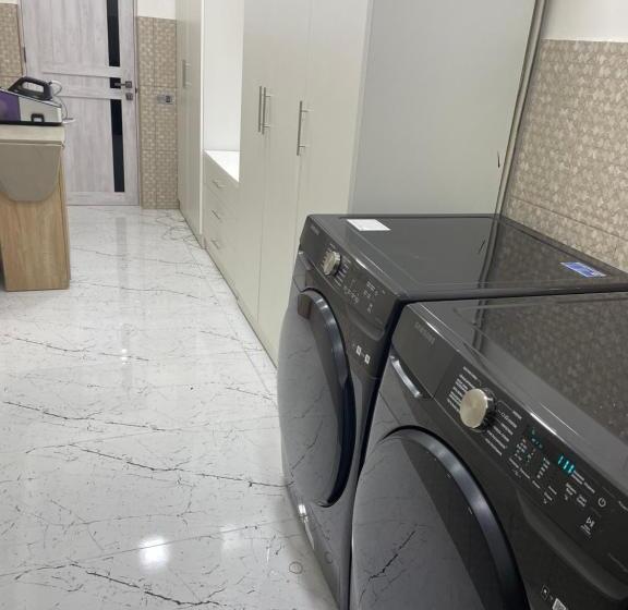 پانسیون Dream Home