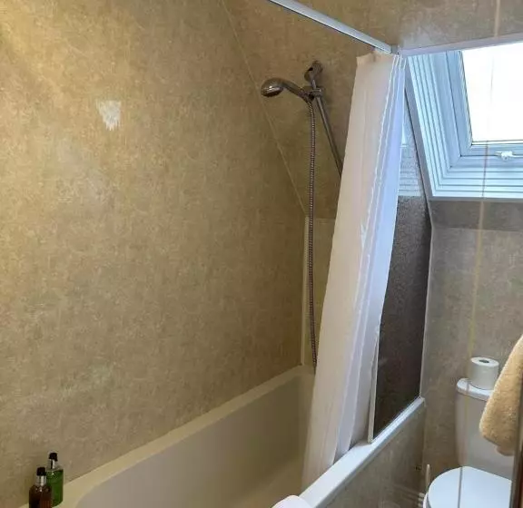 Hotelli The Chetwynde   Self Check In Hmo