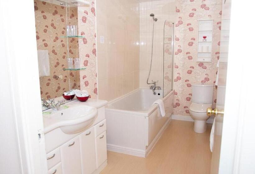 Hotel The Chetwynde Self Check In Hmo