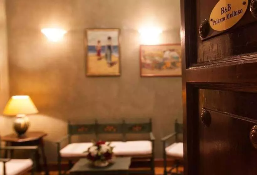 تختخواب و صبحانه Palazzo Melluso Luxury Suite