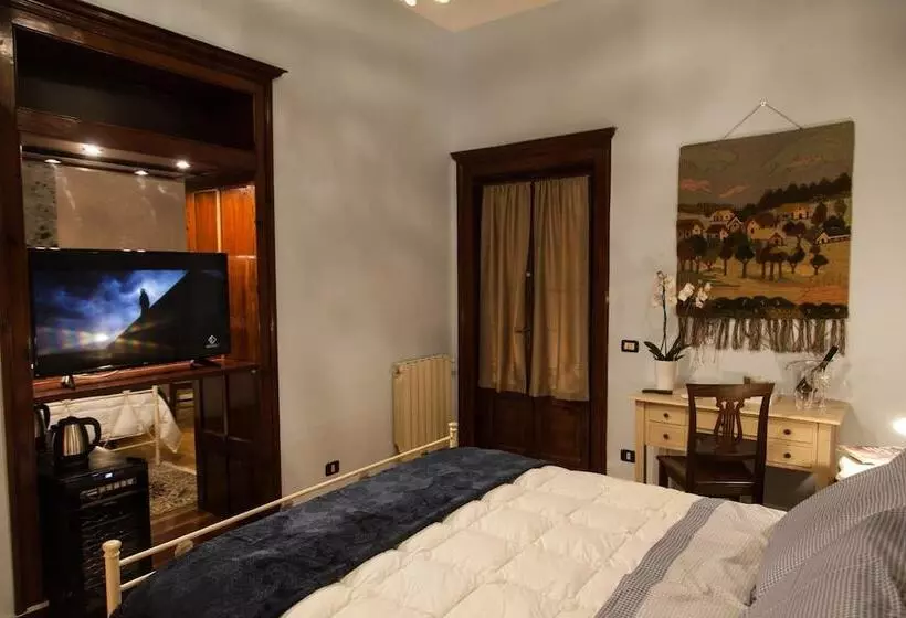 تختخواب و صبحانه Palazzo Melluso Luxury Suite