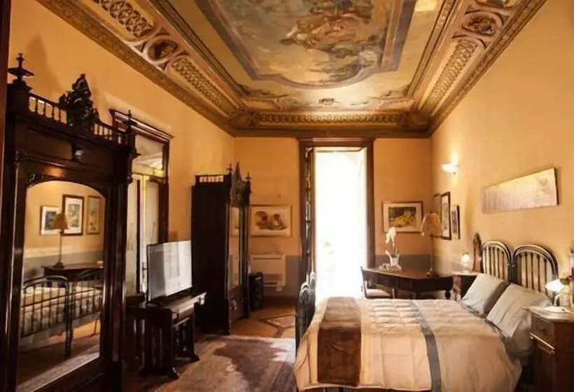 تختخواب و صبحانه Palazzo Melluso Luxury Suite