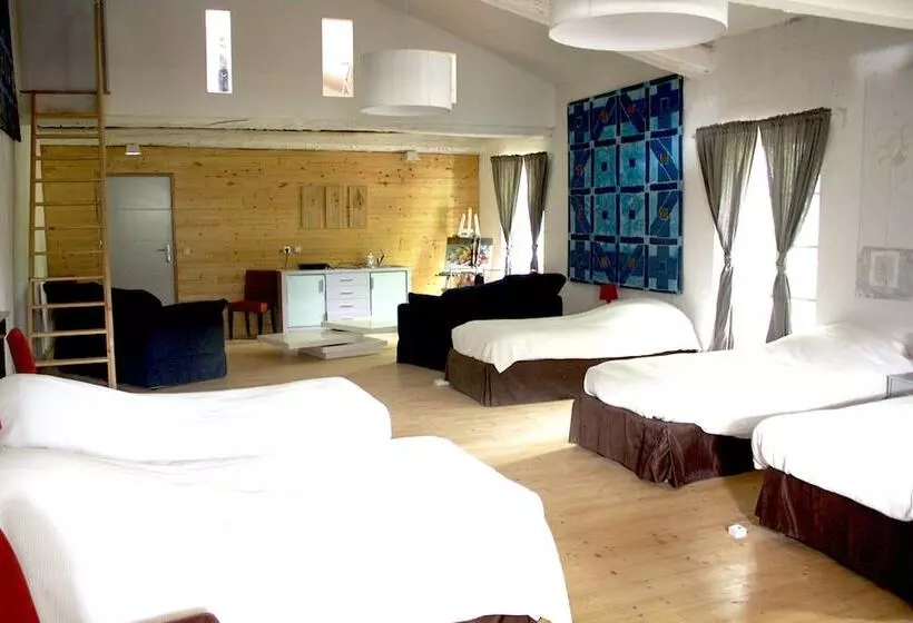 Aamiaismajoitus (B&B) Domaine Regis Freres